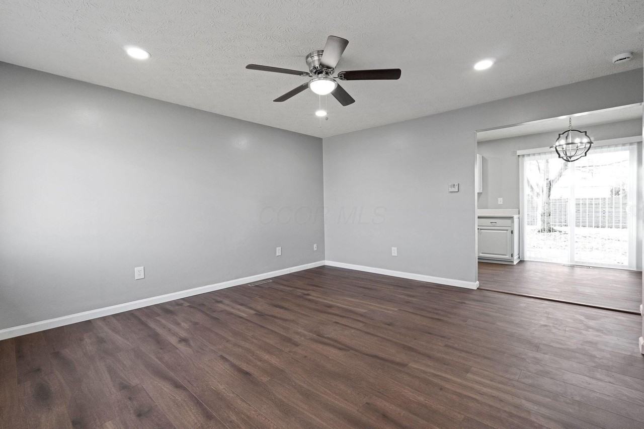 199 N Spring Rd - Photo 5 of 25