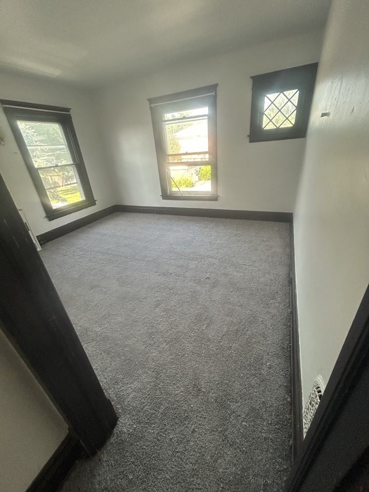 2 Elm St #2 - Photo 4 of 14