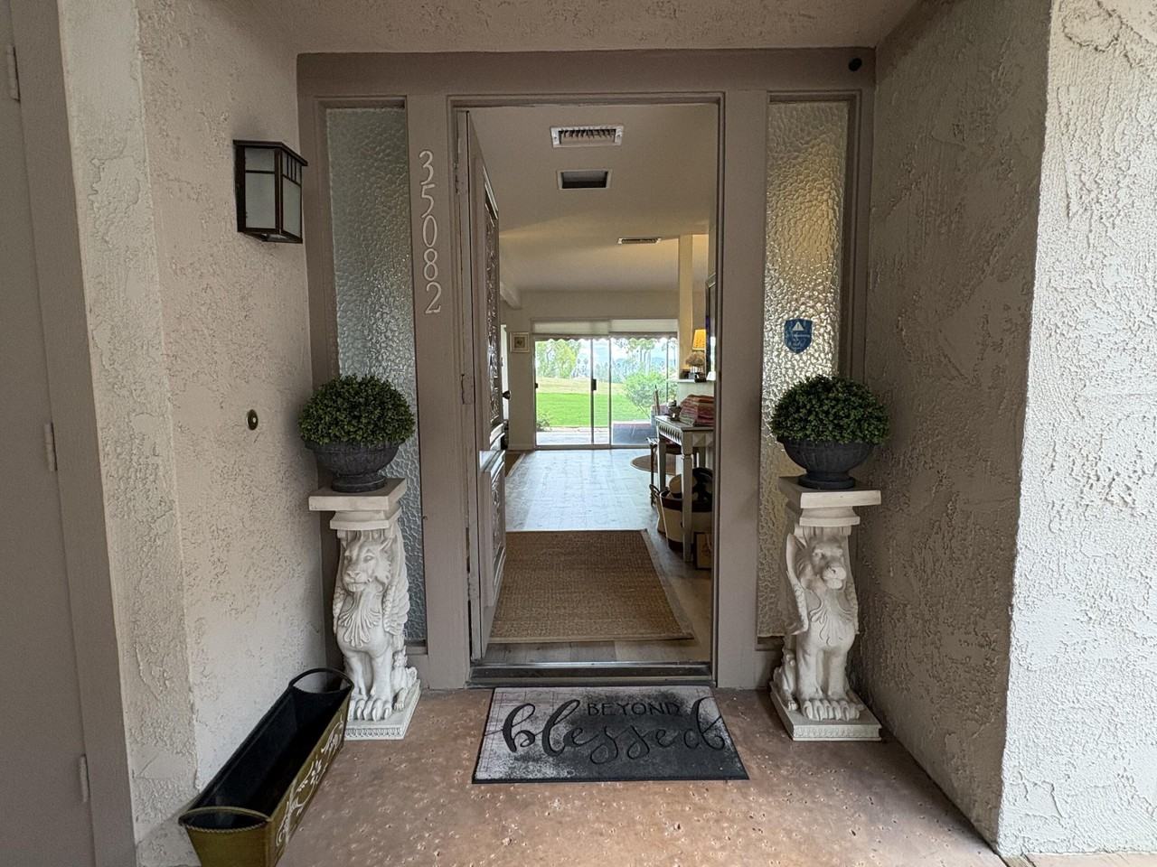 35082 Mission Hills Dr - Photo 3 of 31