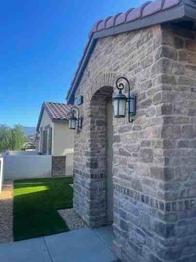 80268 Whisper Rock Way - Photo 3 of 34