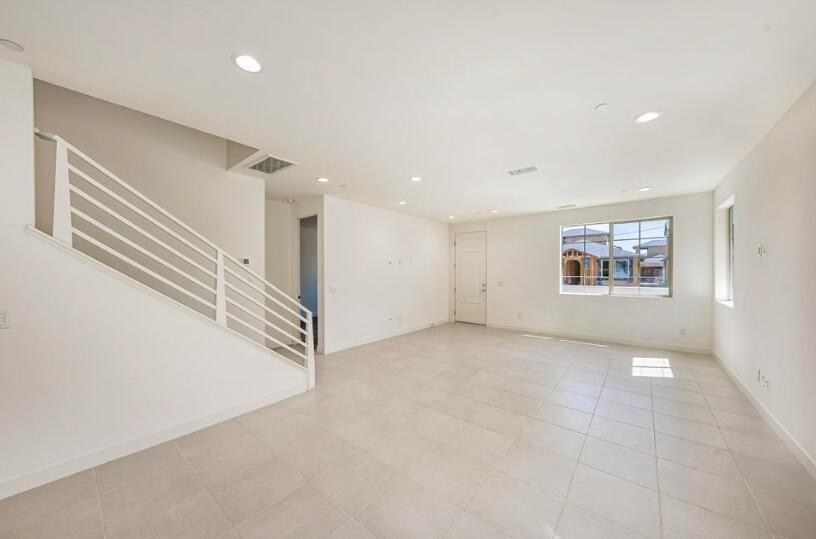 80268 Whisper Rock Way - Photo 4 of 34