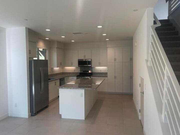 80268 Whisper Rock Way - Photo 6 of 34