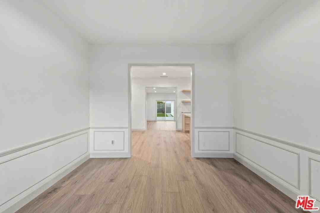 3866 Westside Ave - Photo 2 of 25