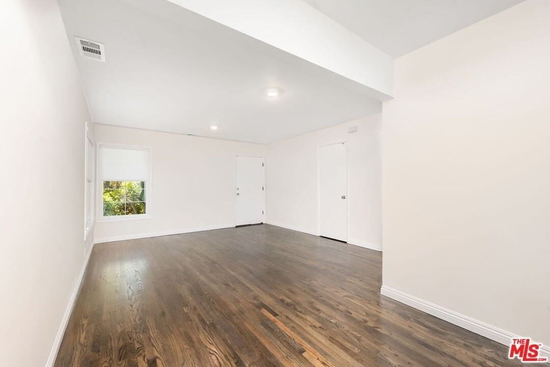 2007 E Villa St Apt A #A - Photo 6 of 12