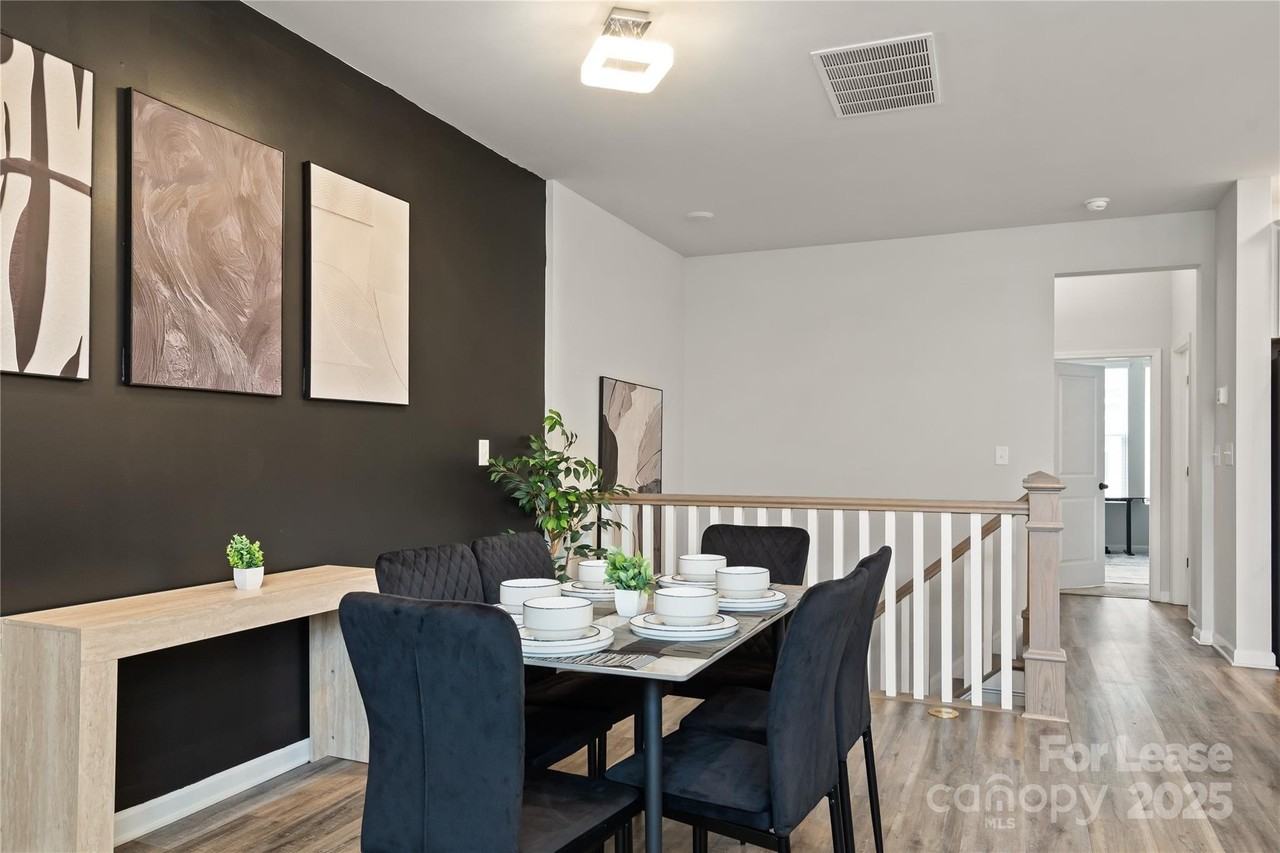 2037 Statesville Ave - Photo 3 of 6