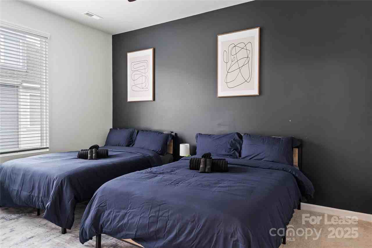 2037 Statesville Ave - Photo 4 of 6