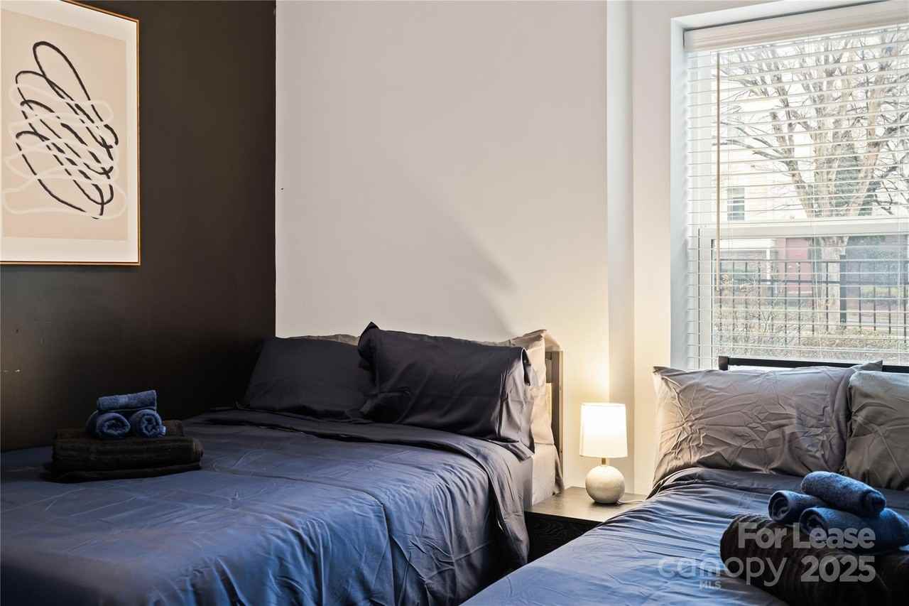 2037 Statesville Ave - Photo 5 of 6