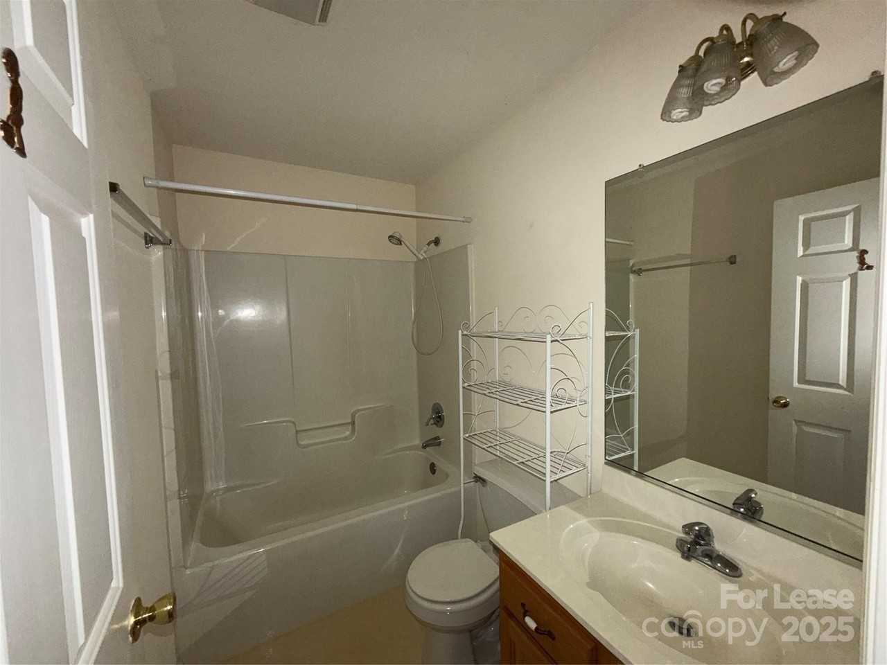 401 Miller Farm Rd - Photo 7 of 18