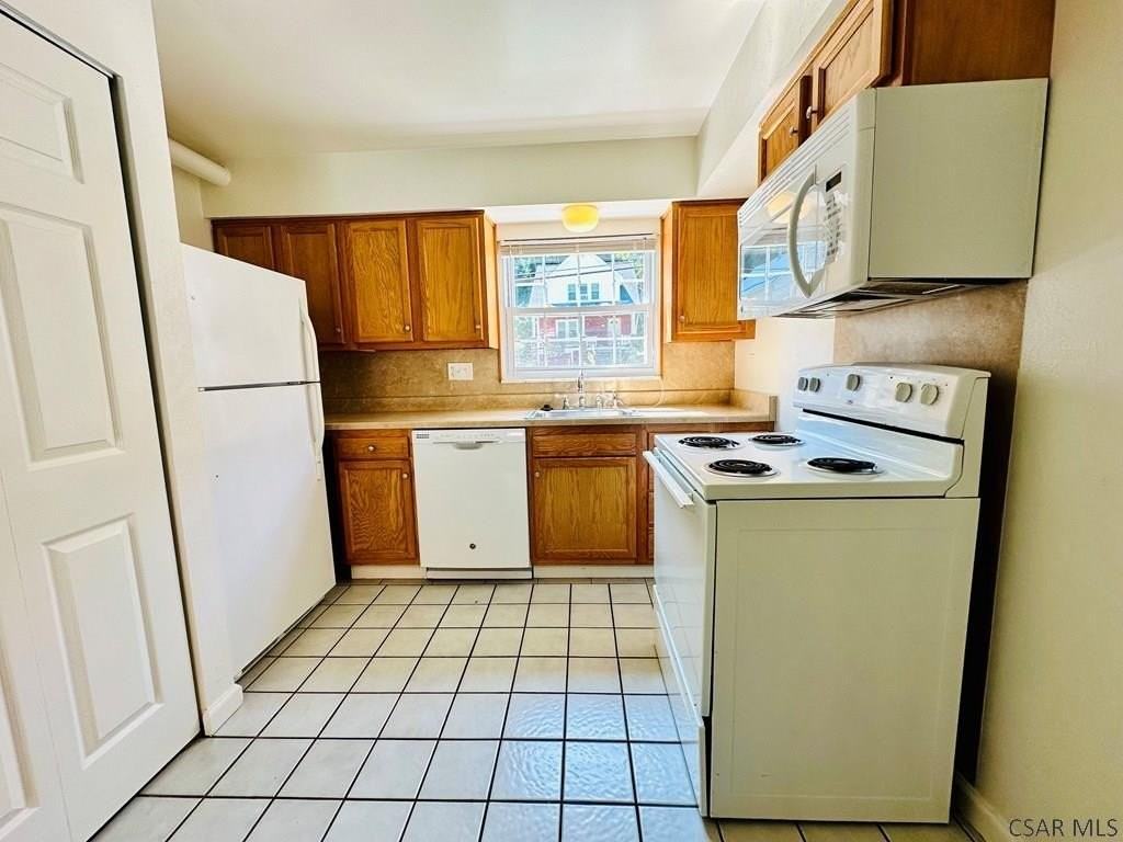 402 Southmont Blvd - Photo 6 of 13