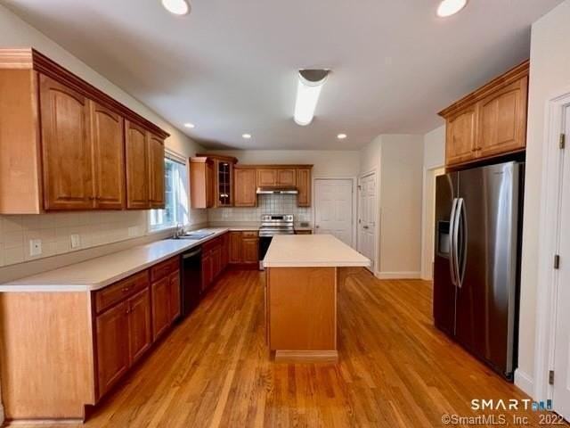 242 Upper Pattagansett Rd - Photo 3 of 39