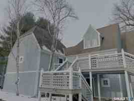 featured image of 221 Old Pond Ln #221