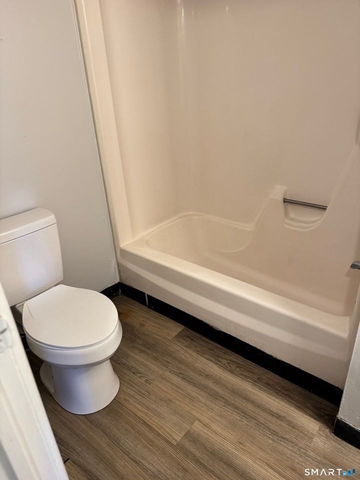 32 Burgundy Hill Ln #32 - Photo 2 of 13