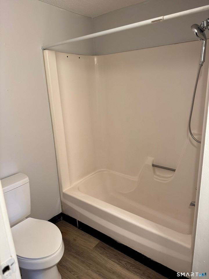 32 Burgundy Hill Ln #32 - Photo 3 of 13