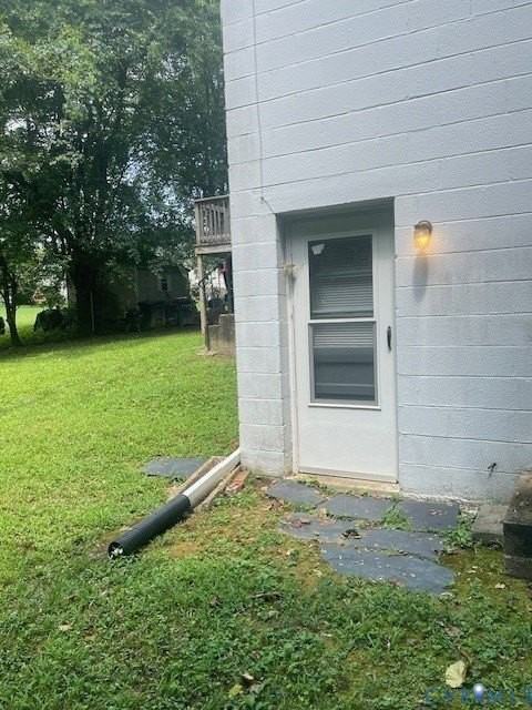 7279 Edgeworth Rd Apt 5 #5 - Photo 2 of 14