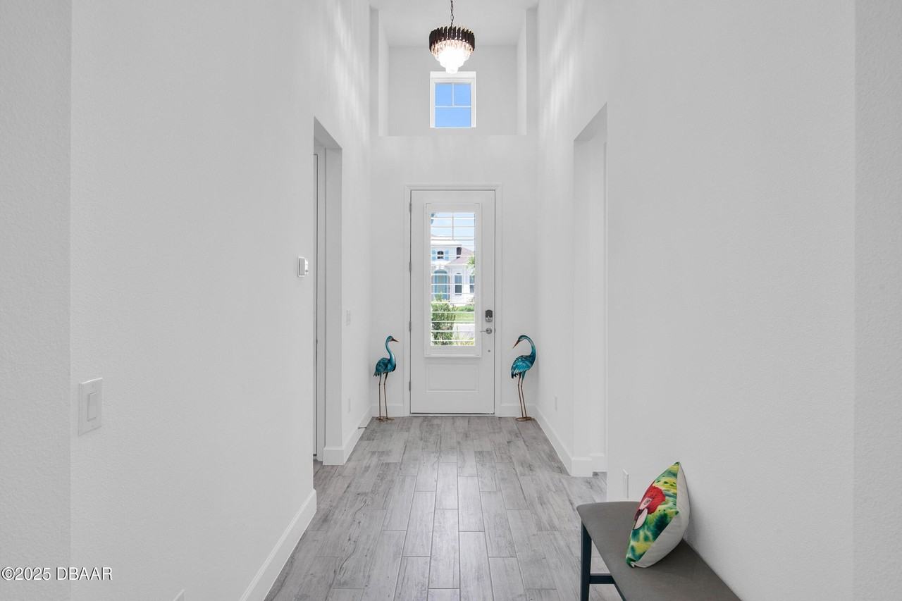 853 Bama Breeze Dr - Photo 4 of 43