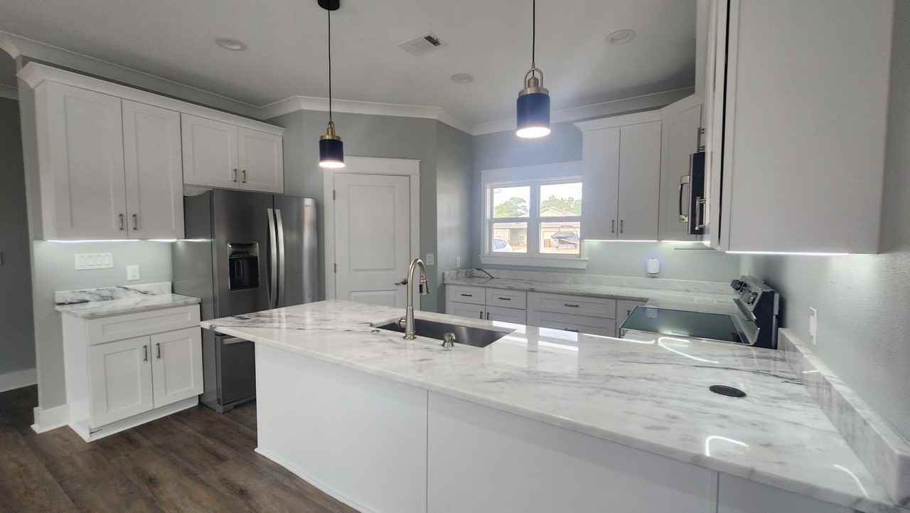 9149 Timber Ln - Photo 3 of 44