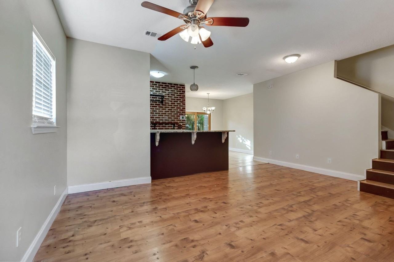 150 Bent Arrow Dr Unit 4 #4 - Photo 3 of 27