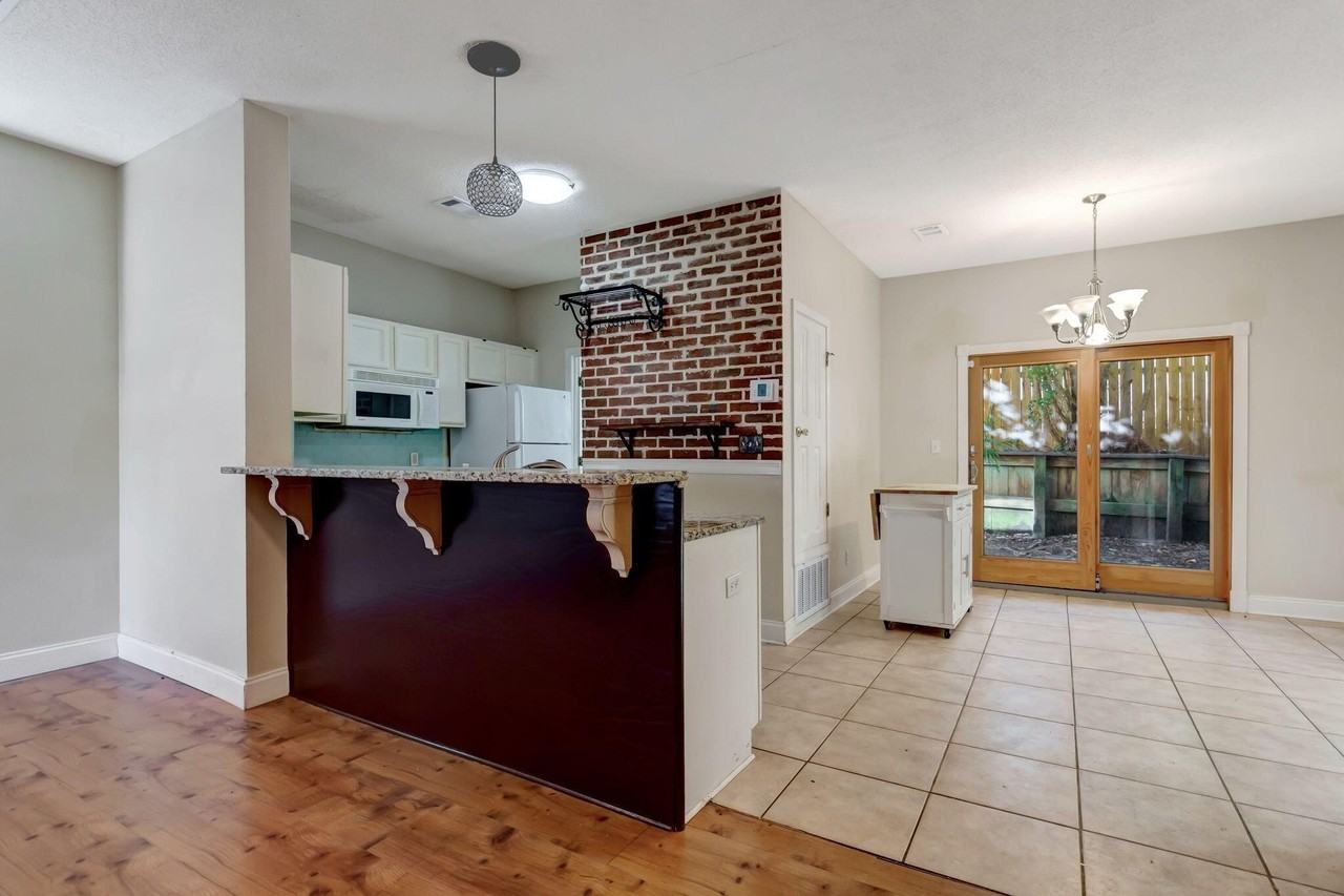 150 Bent Arrow Dr Unit 4 #4 - Photo 4 of 27