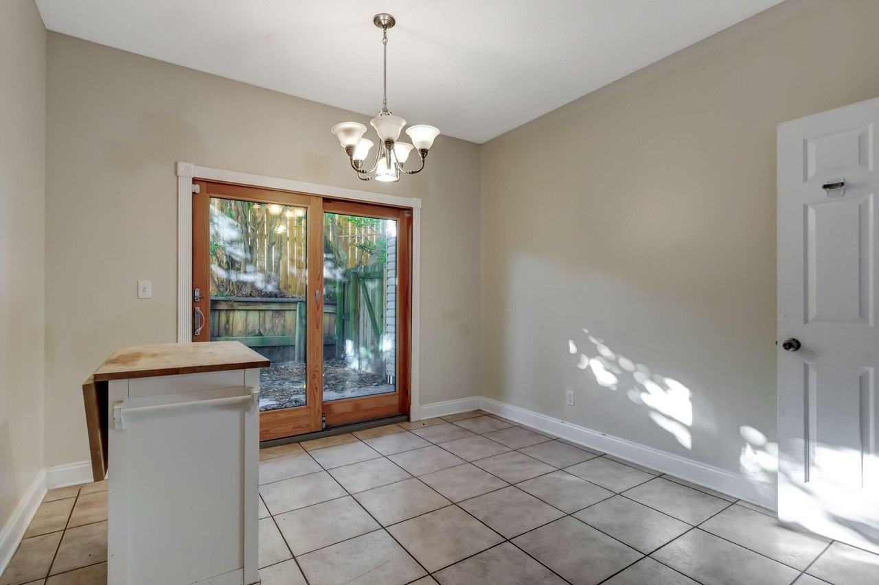 150 Bent Arrow Dr Unit 4 #4 - Photo 7 of 27