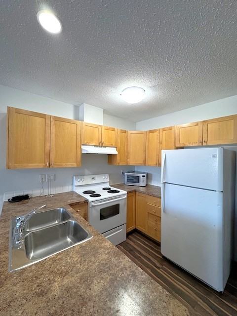 9137 7-9137 96a St #F193 - Photo 2 of 9