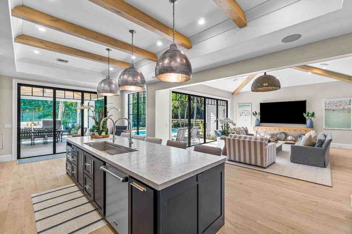 18 Nw 15th St - Photo 7 of 29