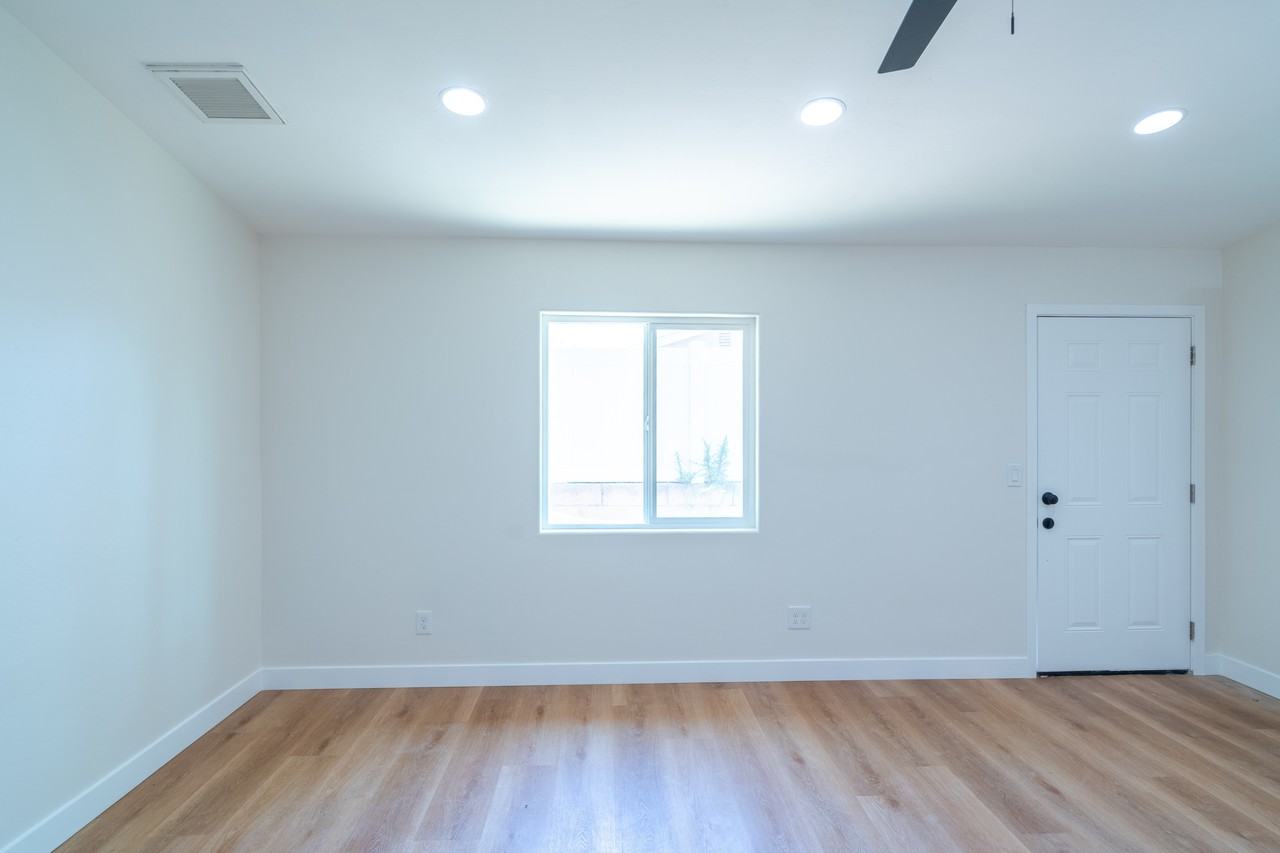 6406 Shane Pl #6406 - Photo 2 of 30