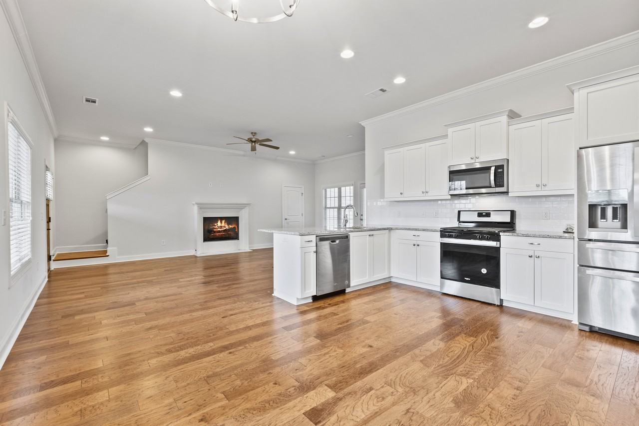 2272 Pam Cir #1 - Photo 4 of 19