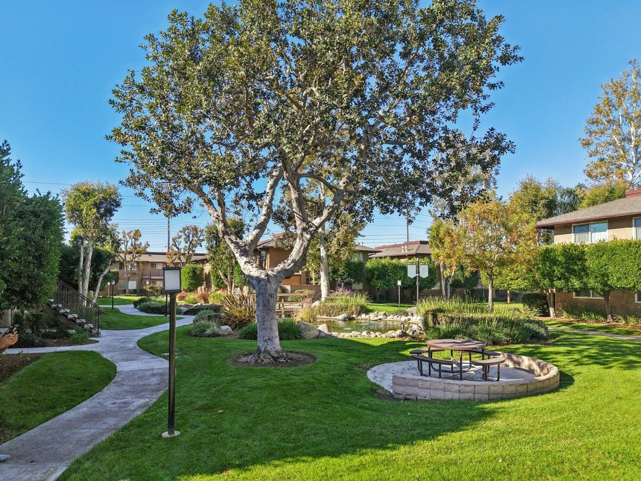 Casa Sierra Apartment Homes - Photo 5 of 46