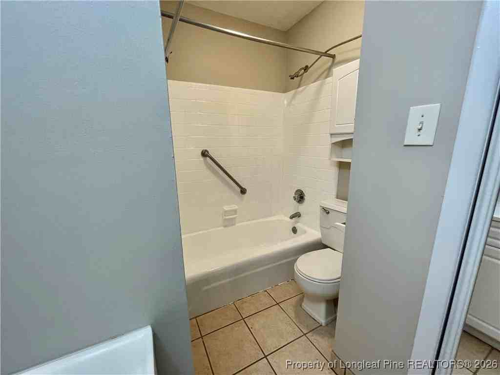 264 Squire Ln - Photo 7 of 14