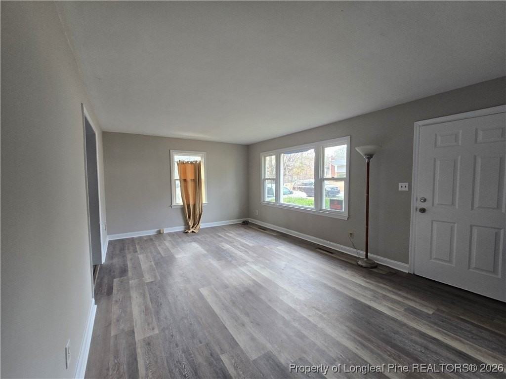 1606 Gilmore St - Photo 3 of 29