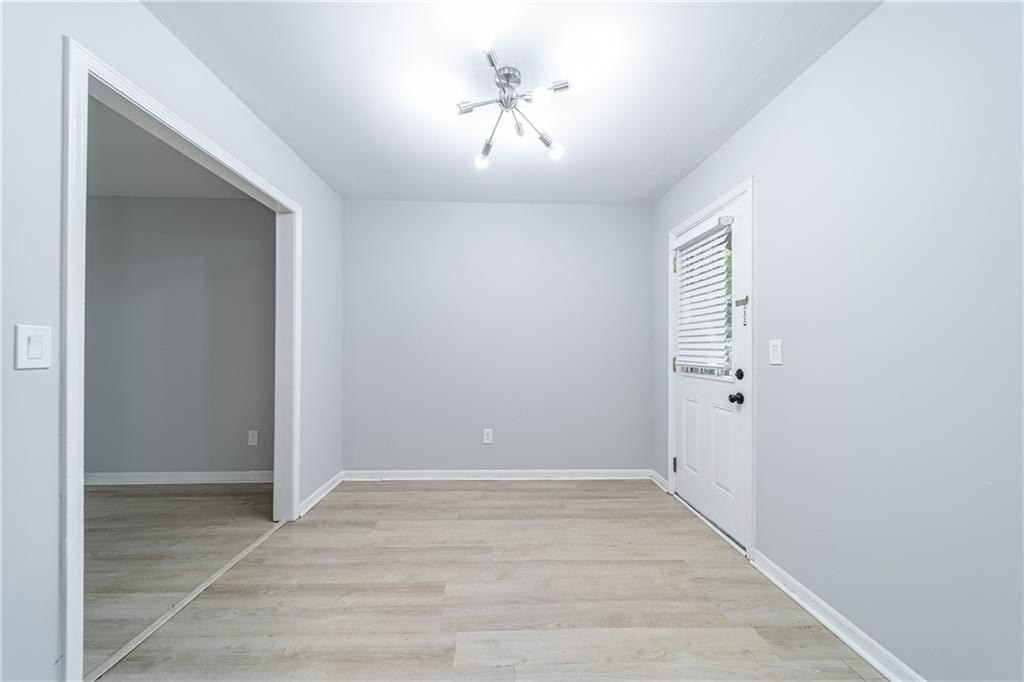 690 Bellemeade Dr Sw - Photo 5 of 15