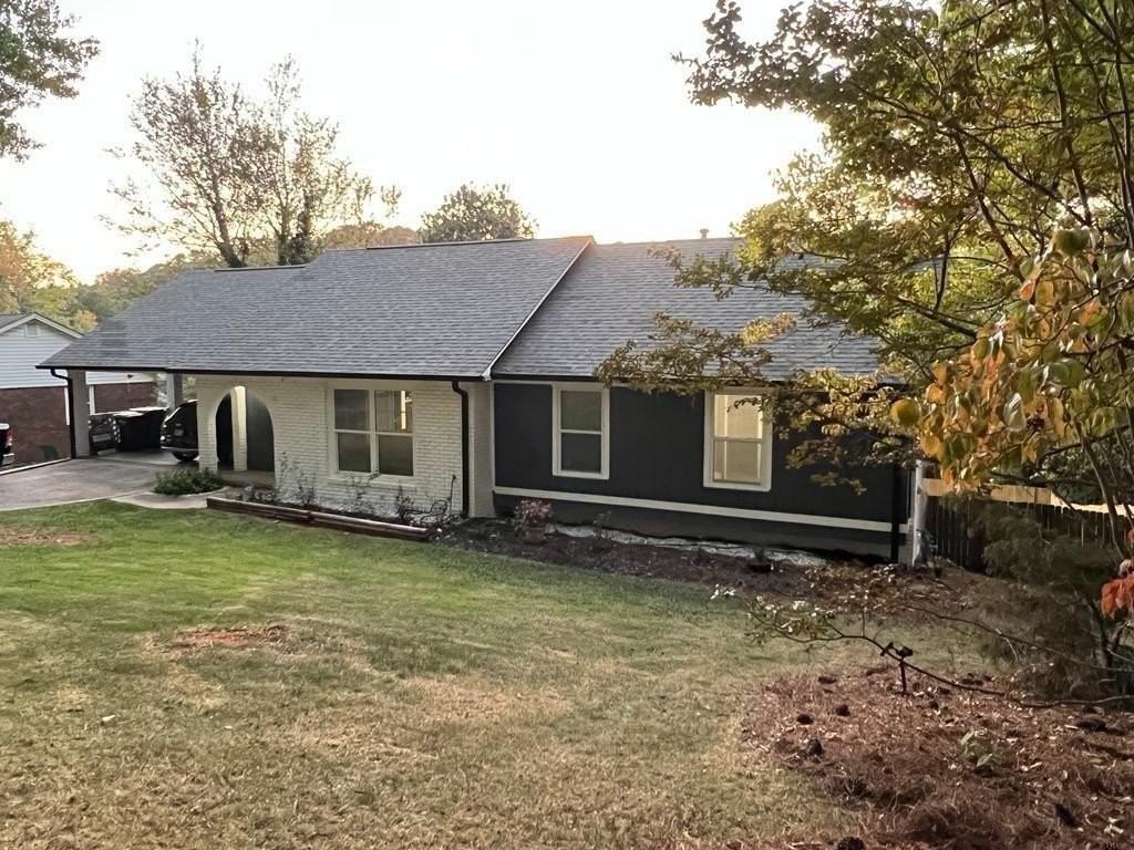 2941 Rockbridge Rd - Photo 2 of 19