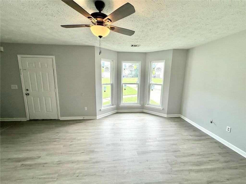 3628 Hopkins Ct - Photo 6 of 22