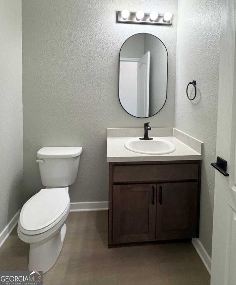 164 Ashwood Cir - Photo 5 of 38