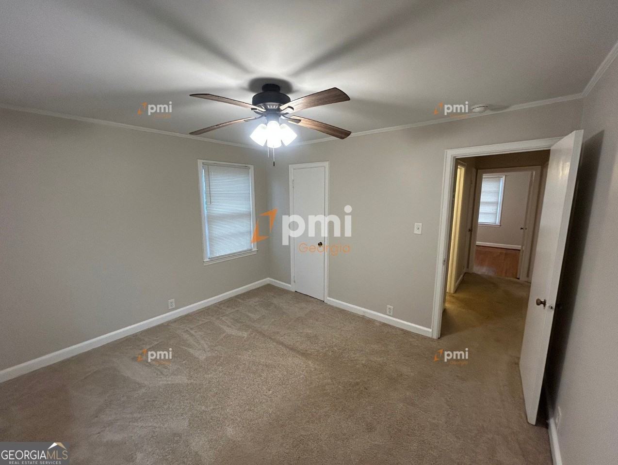 1463 Beatty St - Photo 5 of 9