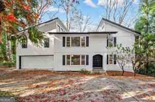 featured image of 2710 Margaret Mitchell Dr Nw