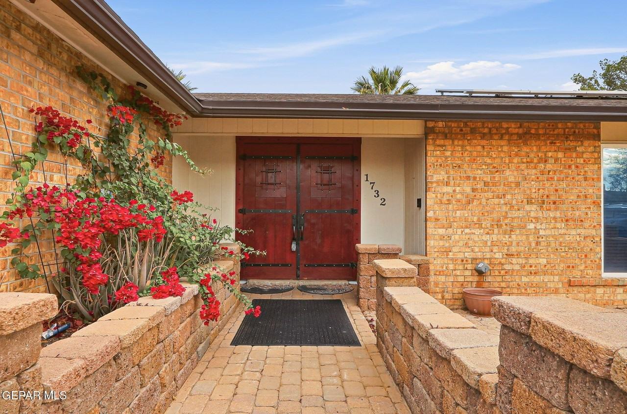 1732 Russ Randall St - Photo 3 of 49