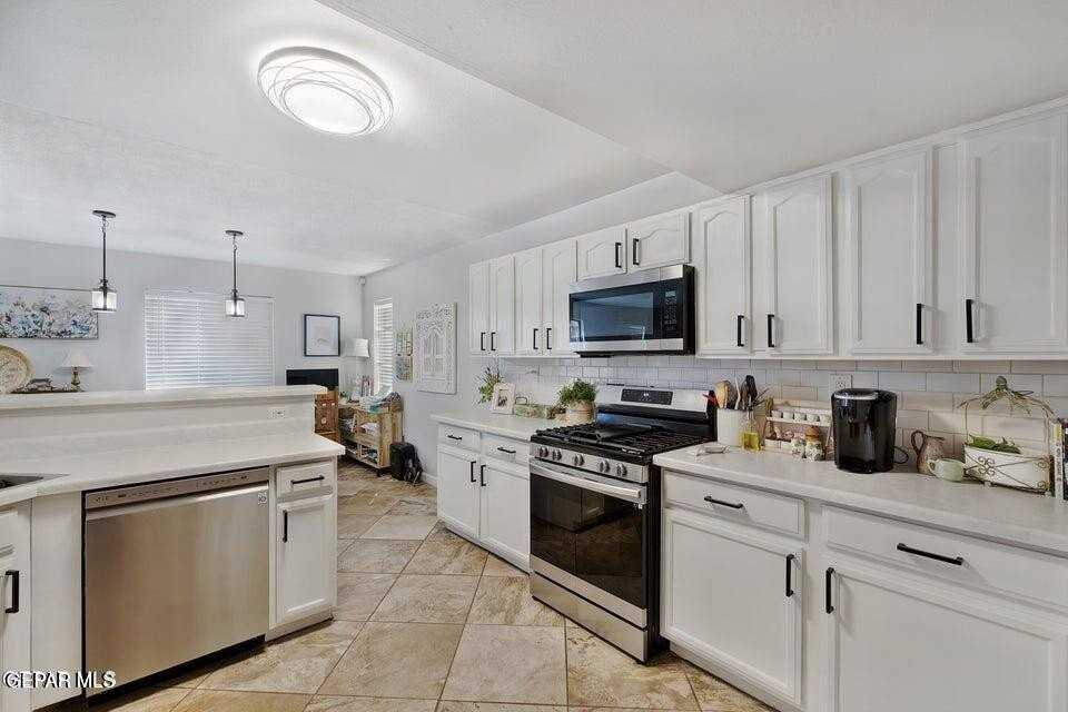 11944 Mesquite Rock Dr - Photo 5 of 22