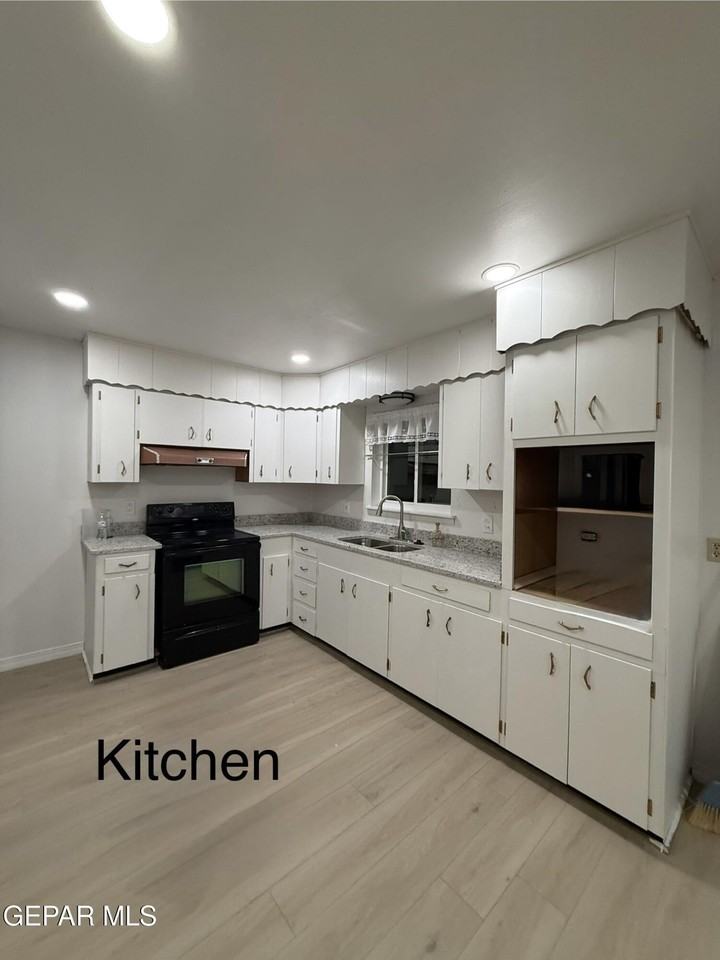 277 Vista Rio Cir Unit 1 #1 - Photo 7 of 7