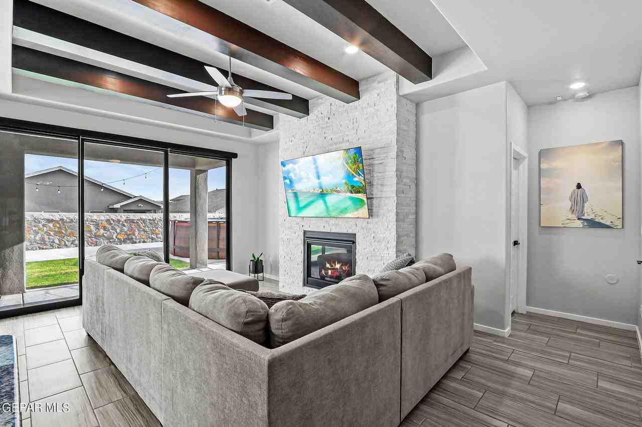 840 Via Glorieta - Photo 6 of 32