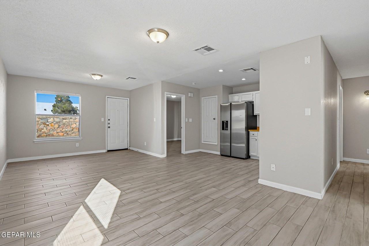 12313 Tierra Arena Dr - Photo 6 of 24