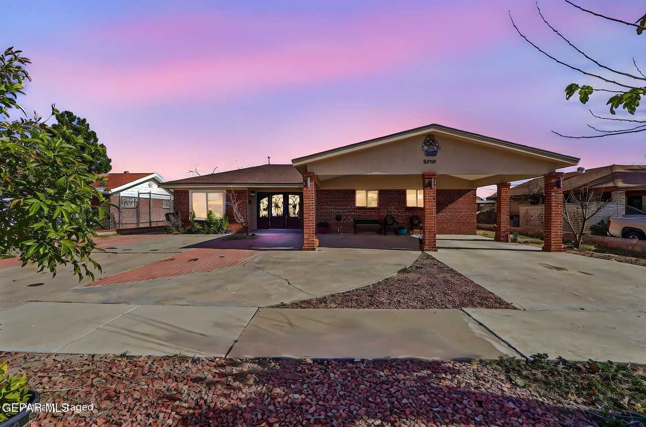 2708 Prestwick Rd - Photo 2 of 29