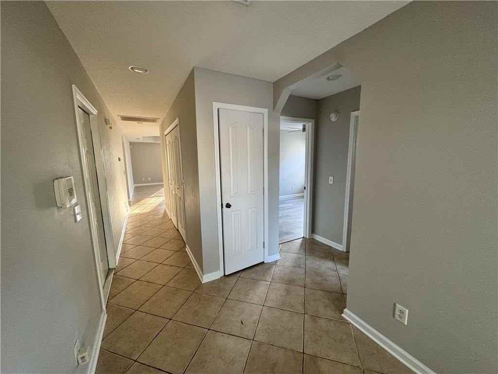 104 Windridge Dr - Photo 4 of 21