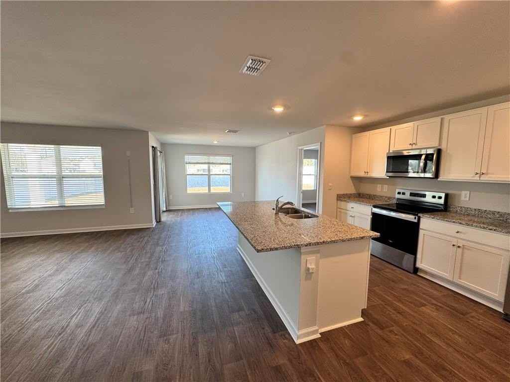 38 Autumns Wood Dr - Photo 3 of 23