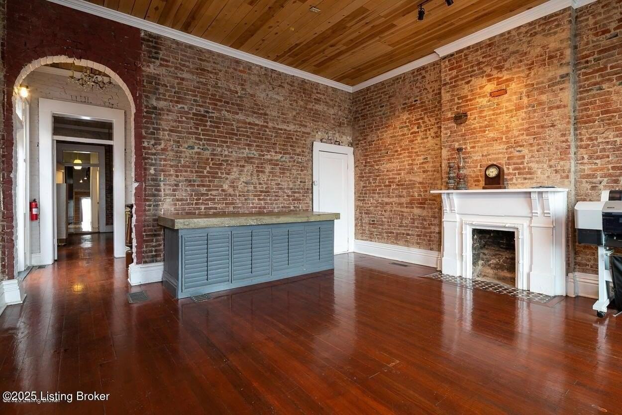 902 E Jefferson St Unit A #A - Photo 7 of 17