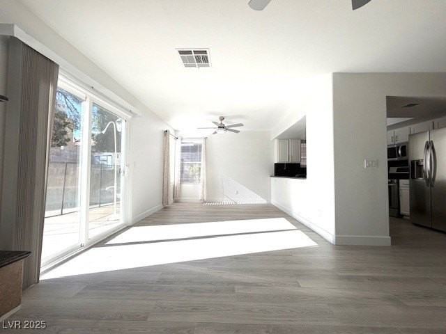 9449 Amber Valley Ln - Photo 6 of 32