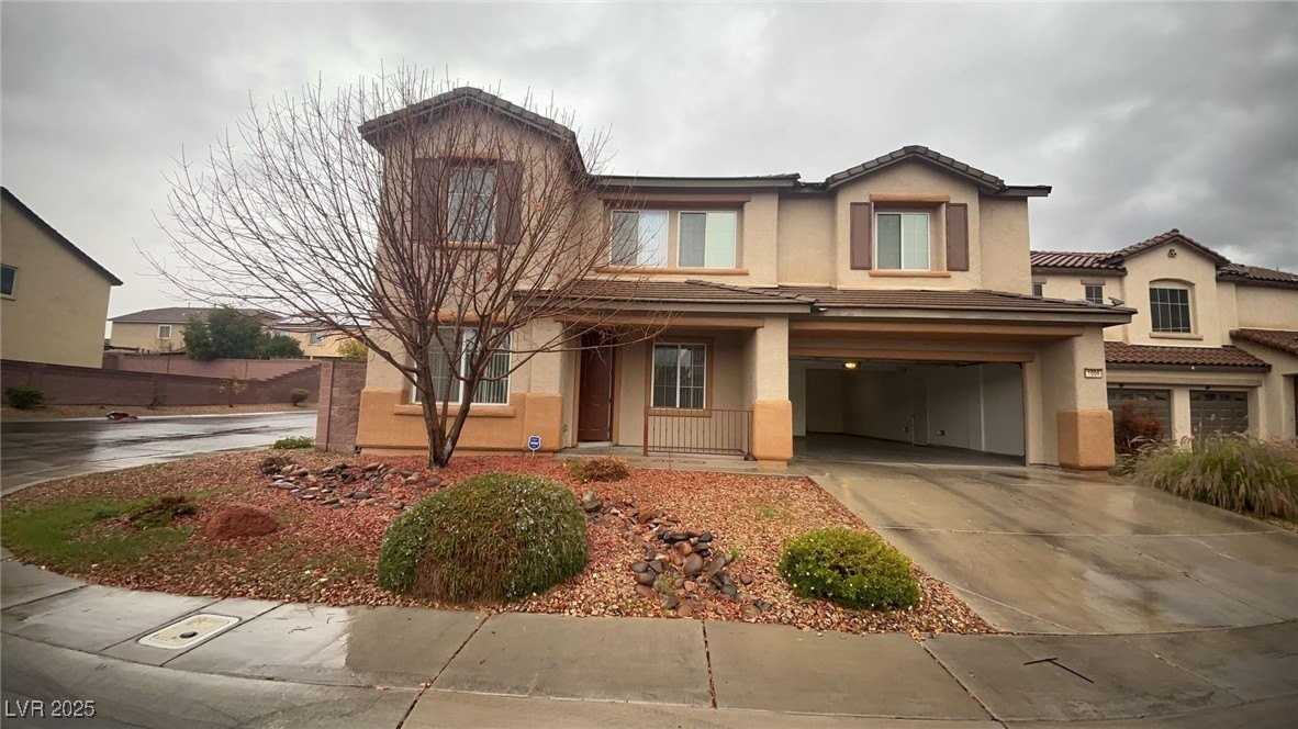 1004 Tropic Wind Ave - Photo 2 of 30