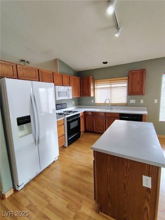 5209 Fall Meadows Ave - Photo 4 of 14