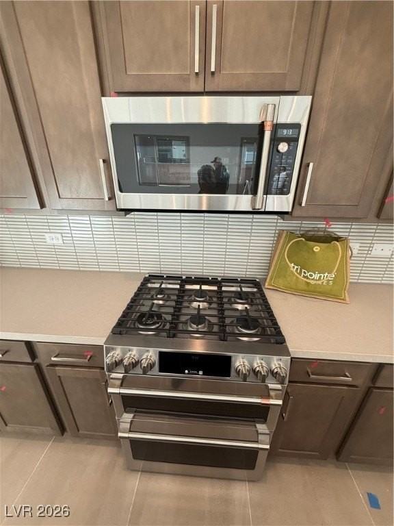 11923 Angle Cliff Ave - Photo 2 of 22