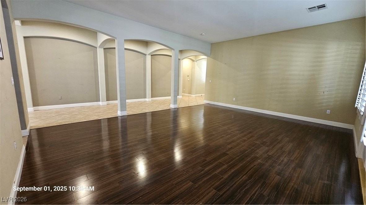 10830 Del Rudini St - Photo 5 of 33